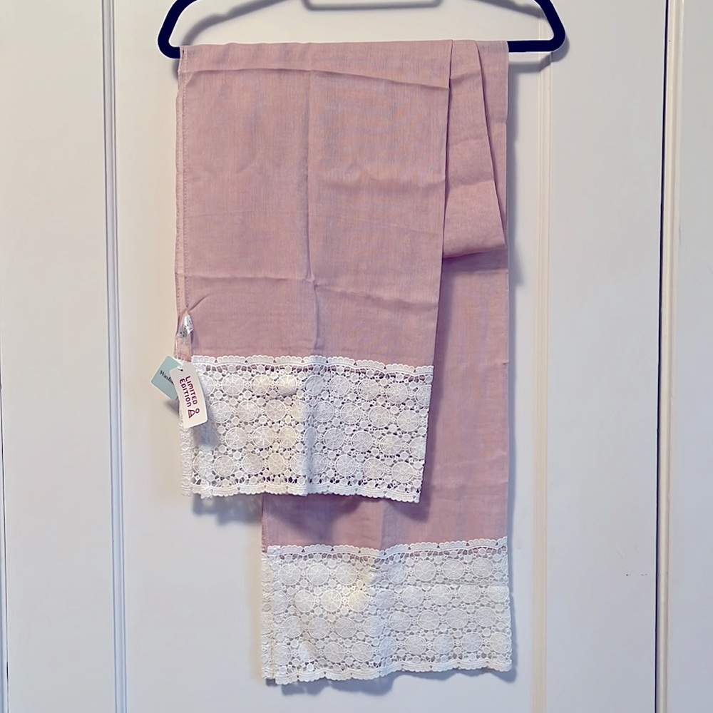 Moonbat Crochet Detail Cotton Scarf Dusty Rose Pink UV protection
